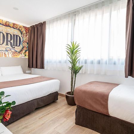 Hotel Bestprice Alegria Madrid Esterno foto